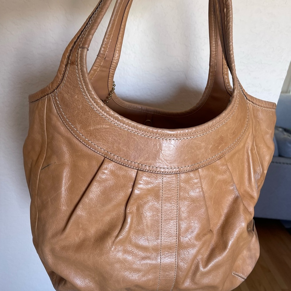 Coach Large Tote Tan Leather